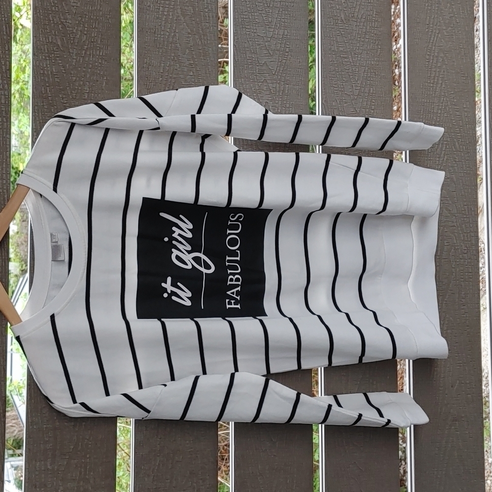 Twik Sweatshirt size Small‎ white with black stripes